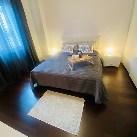 Central Apartment And Parking 베로나 외부 사진