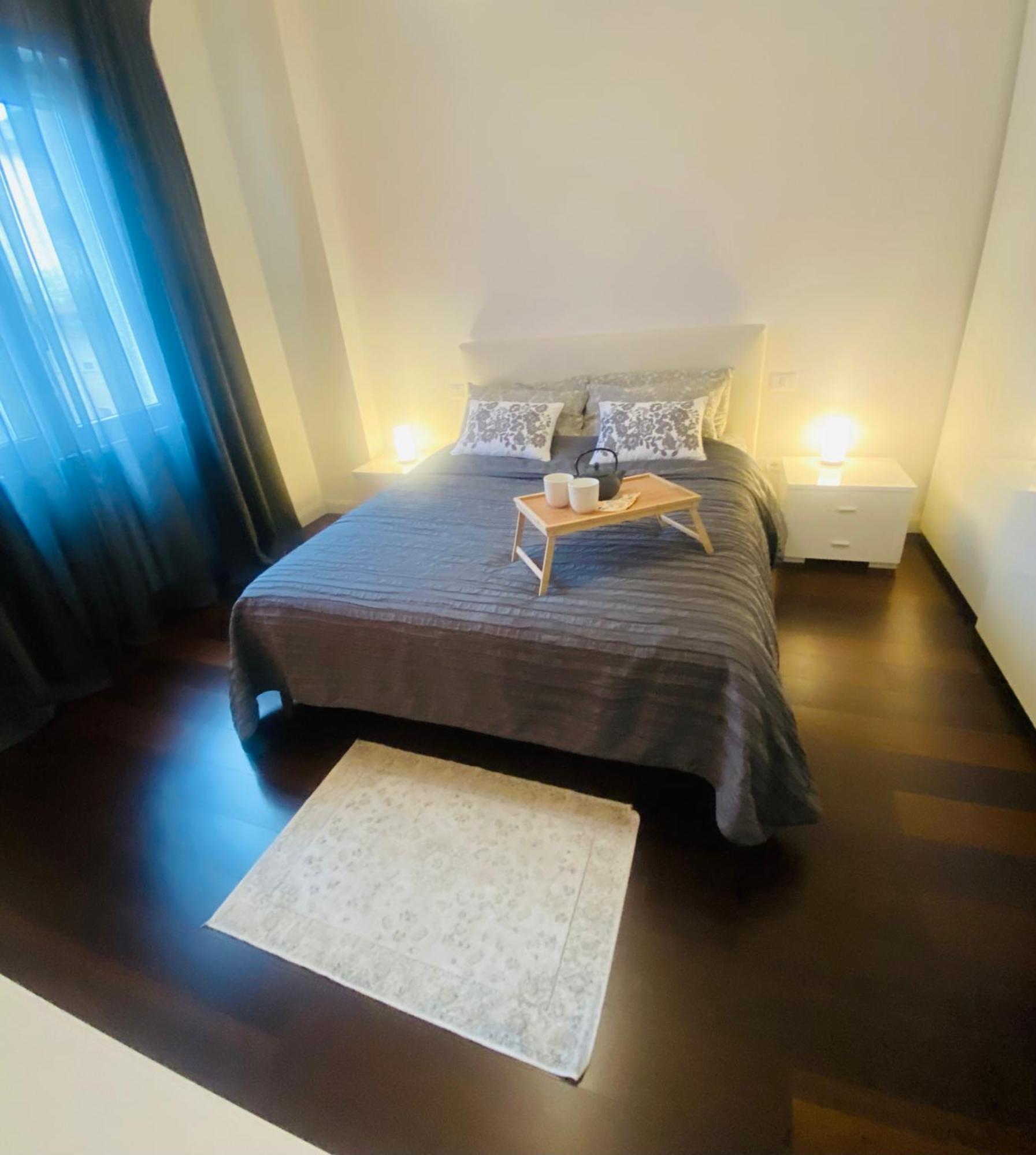 Central Apartment And Parking 베로나 외부 사진