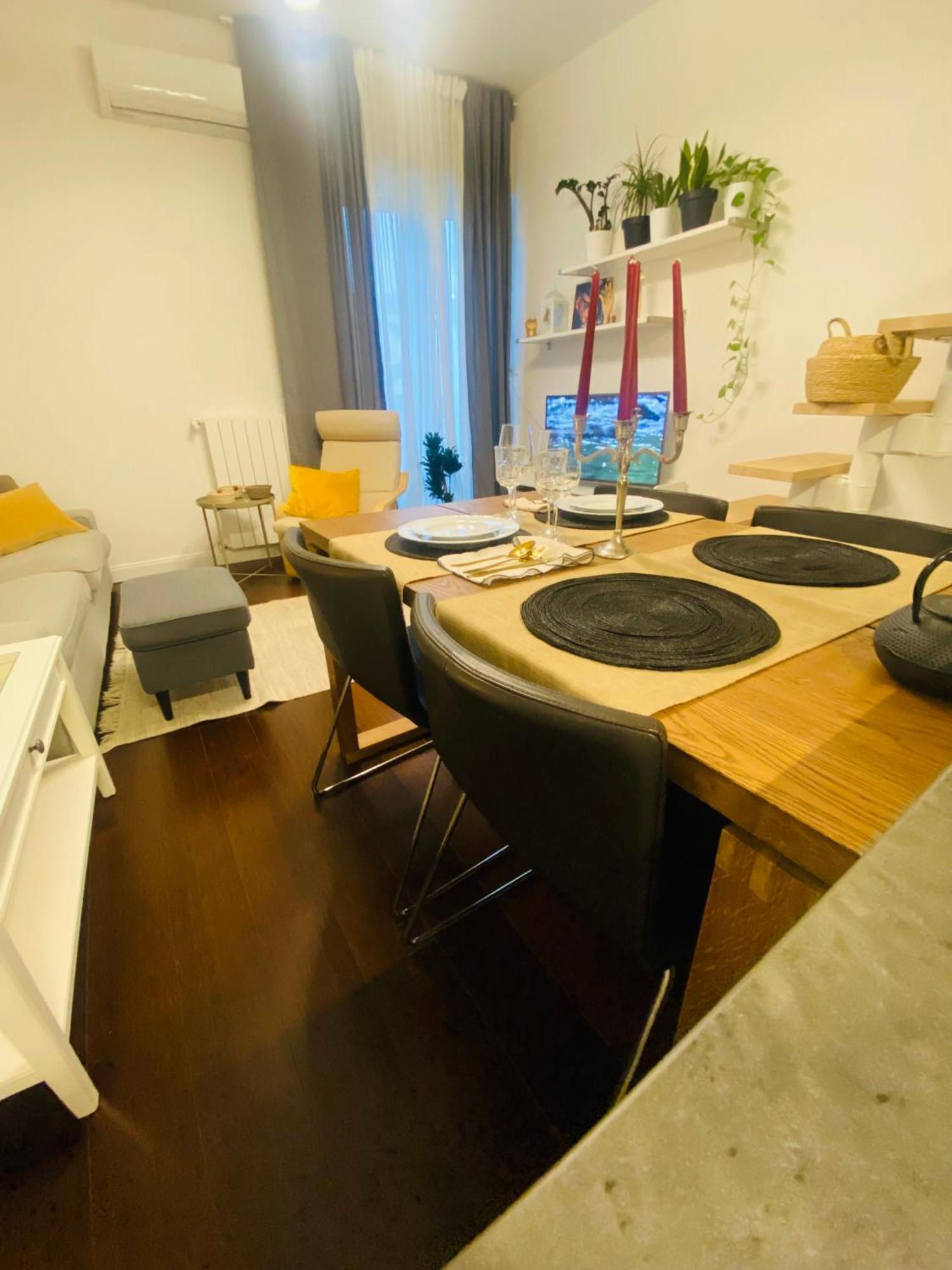 Central Apartment And Parking 베로나 외부 사진